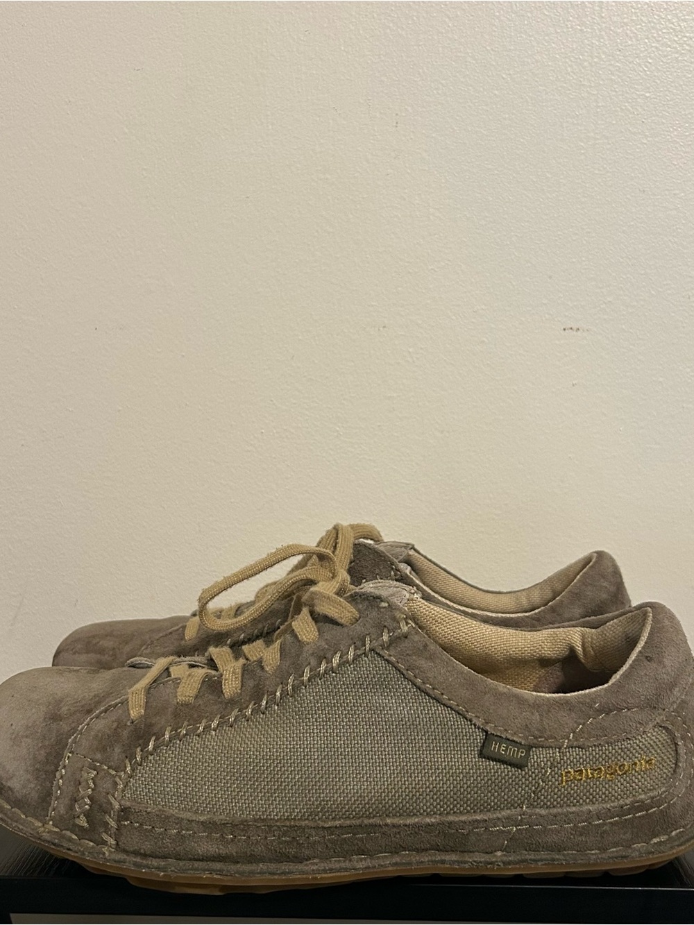 Patagonia Olulu Mens Size 10.5 Low Top Shoes Green Leather Hemp Lace Up Casual